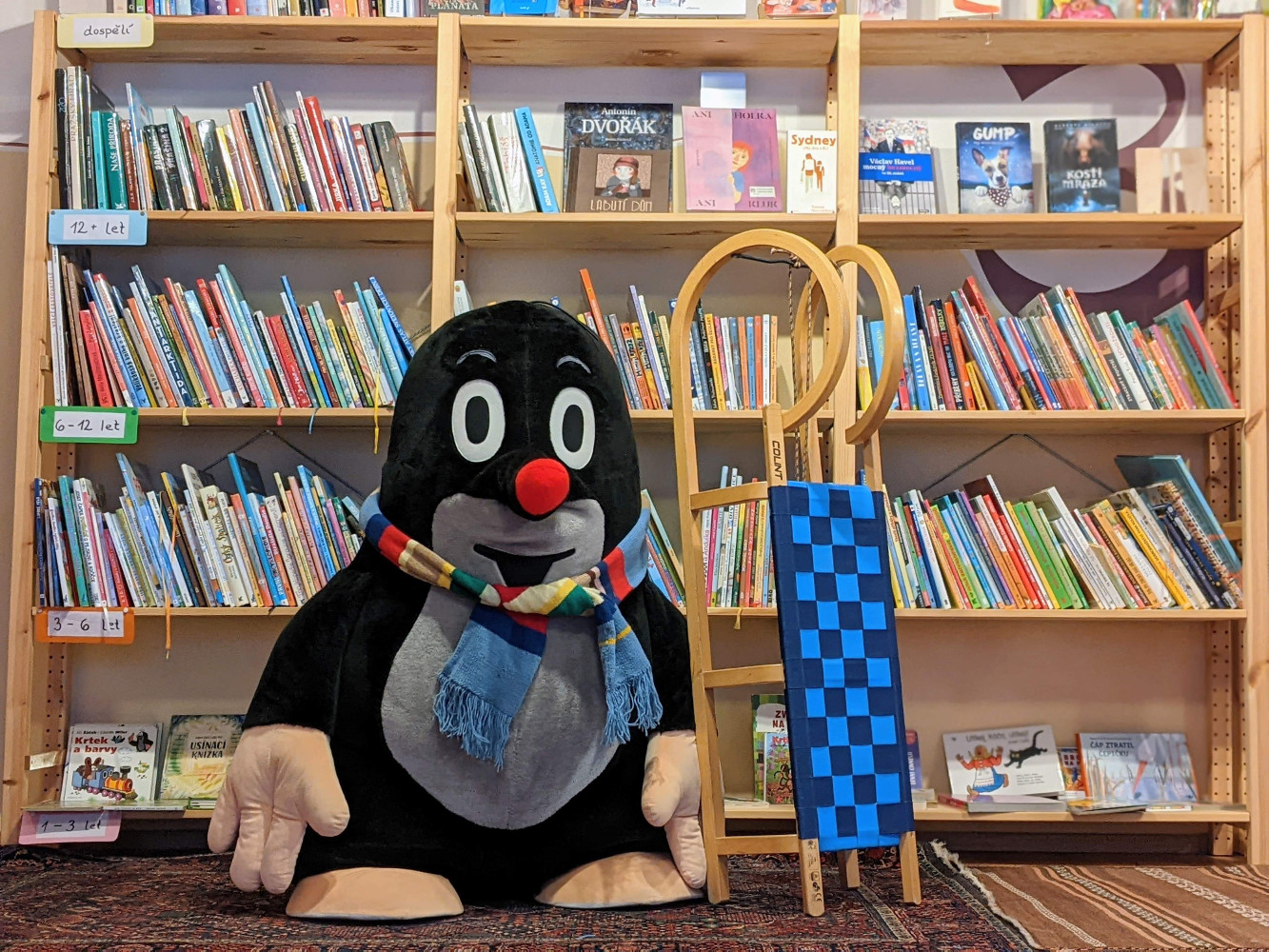 Krteček a sáňky skal