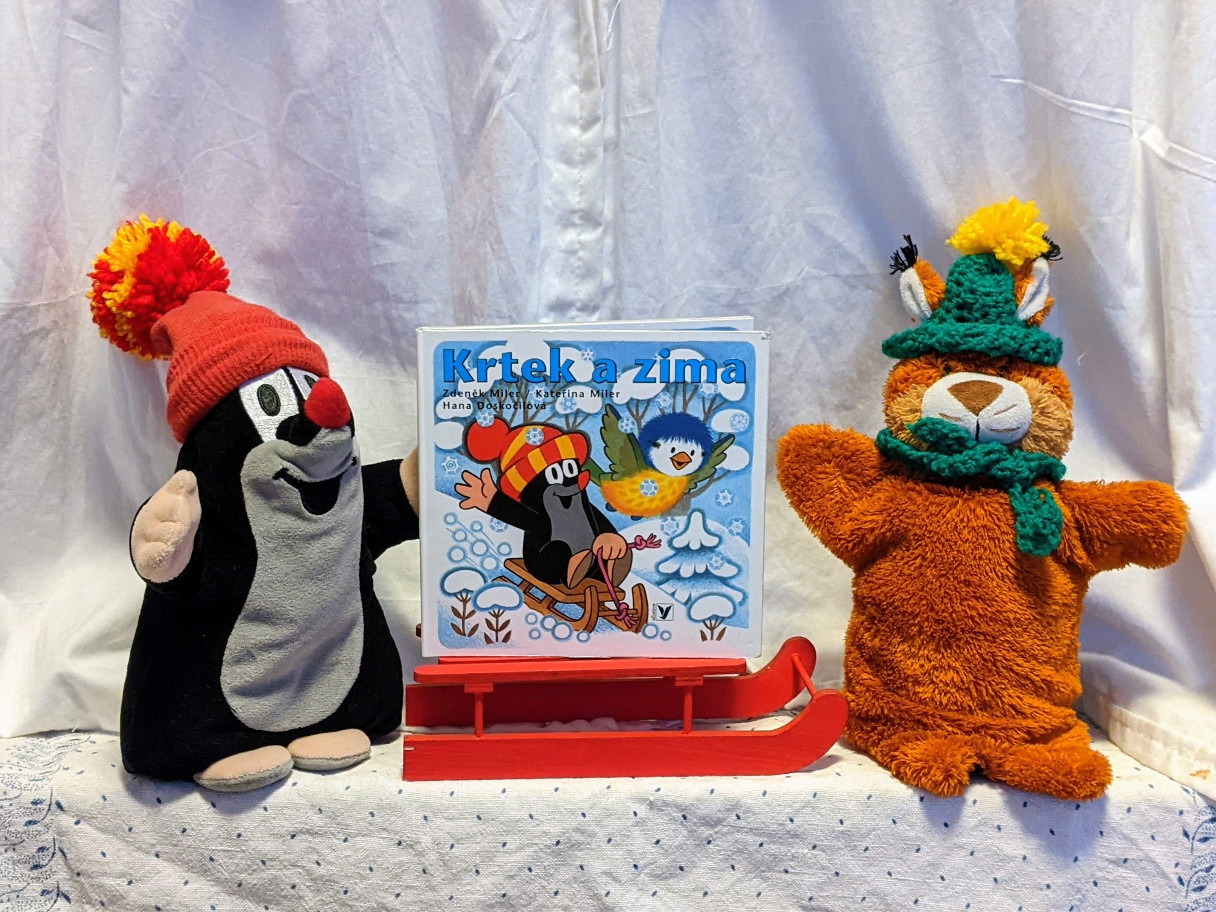 Krteček a veverčák skal